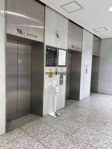 桑山ビル エレベーターホール1