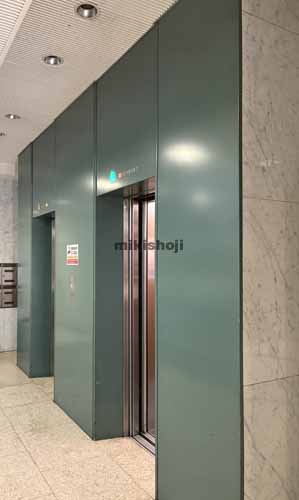 名電ビル エレベーターホール1