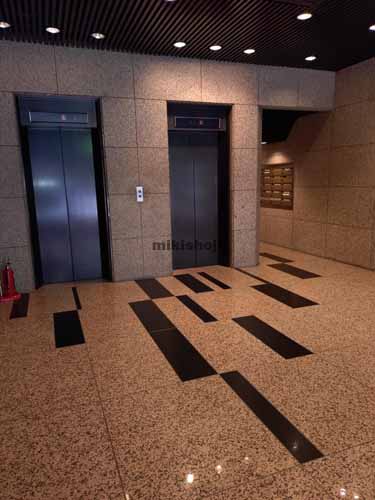 いちご栄ビル エレベーターホール2