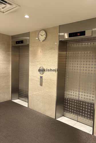 栄のサカエ東栄ビル エレベーターホール3