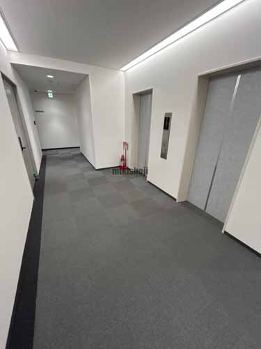 カネヨビル エレベーターホール1