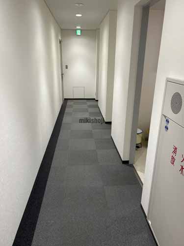 カネヨビル エレベーターホール2