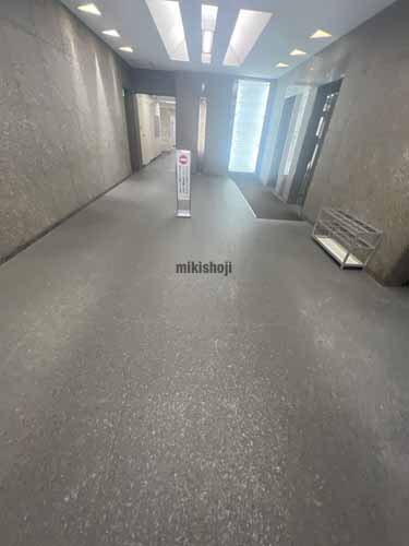 こまビル エレベーターホール1