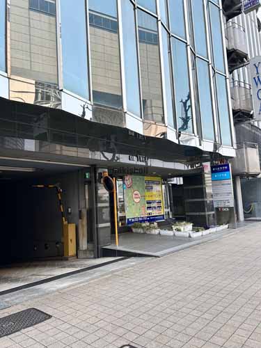 ＹＷＣＡビル エントランス1