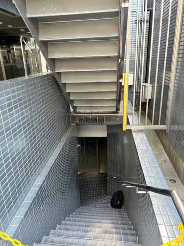 ＹＷＣＡビル エントランス3