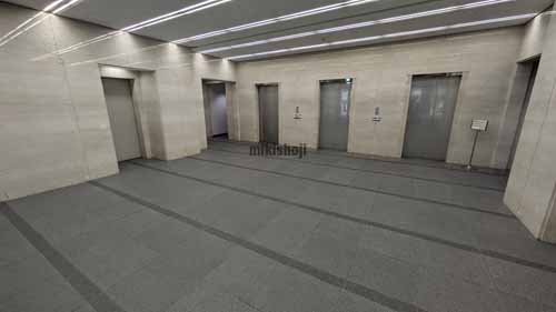 坂種栄ビル エレベーターホール1