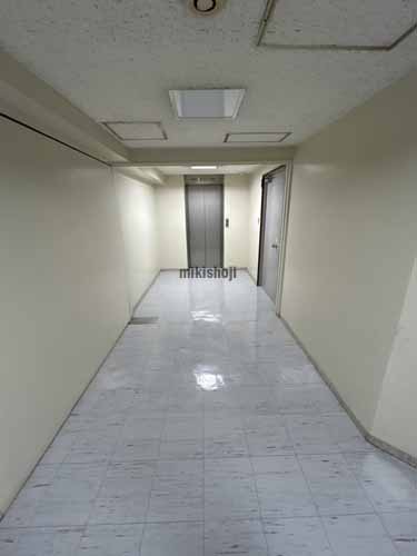 ヒシタビル エレベーターホール1