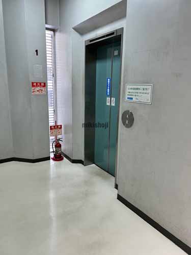 電波学園金山第２ビル エレベーターホール1