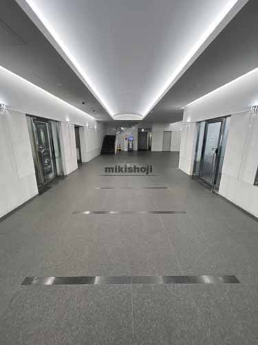 ニッセイ静岡駅前ビル エントランス1