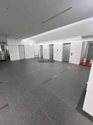 ニッセイ静岡駅前ビル エレベーターホール1