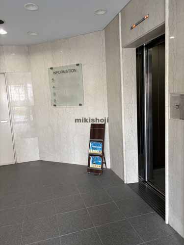 小牧市全域のエスエスビルディング エレベーターホール2