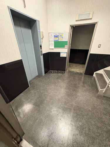 熱田区全域の愛三ビル大宝 エレベーターホール1