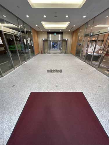 御幸ビル エントランス3