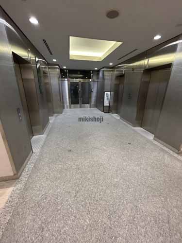 御幸ビル エレベーターホール2