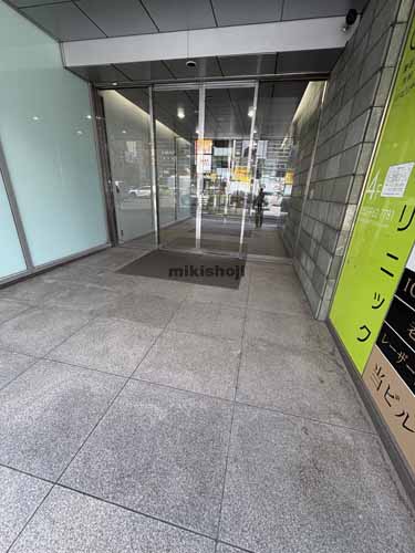 丸の内・錦の栄パークサイドプレイス エントランス1