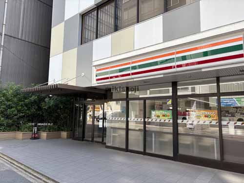 名駅東ビル エントランス2