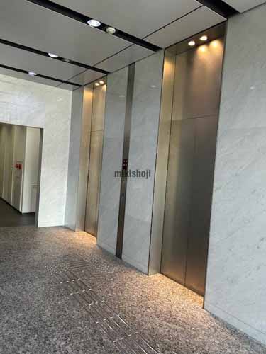 金山プレイス エレベーターホール1