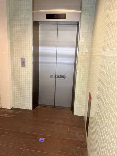 錦クリスタル エレベーターホール1