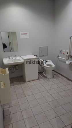 名古屋証券取引所ビル 水回り2