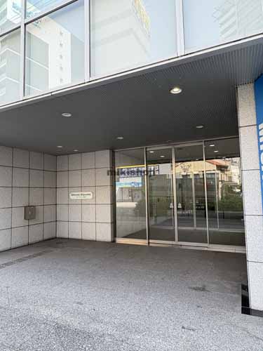 グランスクエア新栄 エントランス1