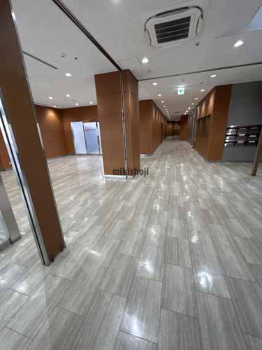 八木兵伝馬町ビル エントランス1