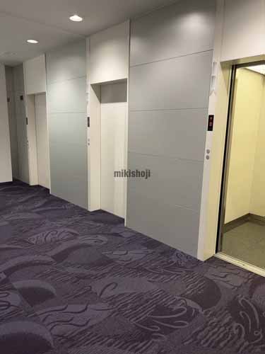 赤門通ビル エレベーターホール2