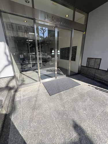 Ｊ・伊藤ビル エントランス1