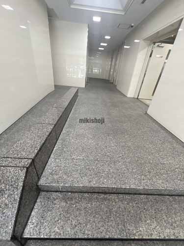 Ｊ・伊藤ビル エレベーターホール1