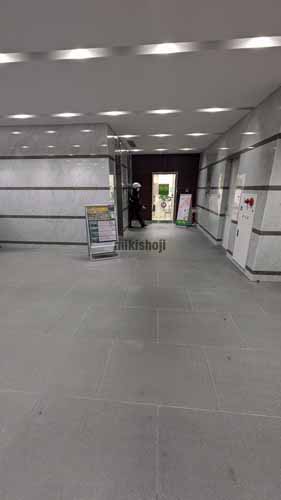 ＴＯＳＨＩＮ ＨＯＮＭＡＣＨI ビル エレベーターホール1