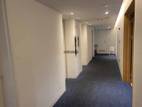 ＡＤビル梅田 エレベーターホール2