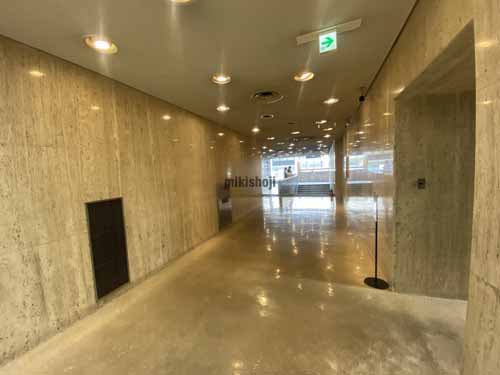 紀陽ビル エントランス3