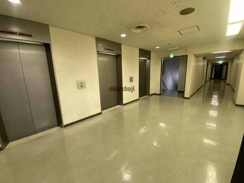 紀陽ビル エレベーターホール2