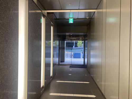 阪神神明ビル エントランス1