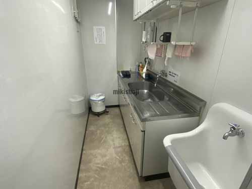 満電ビル 水回り1