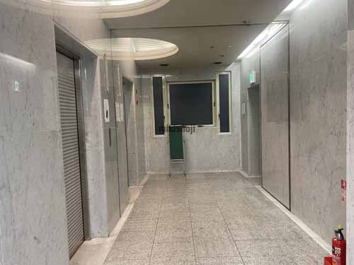 三共ビル梅新 エントランス1