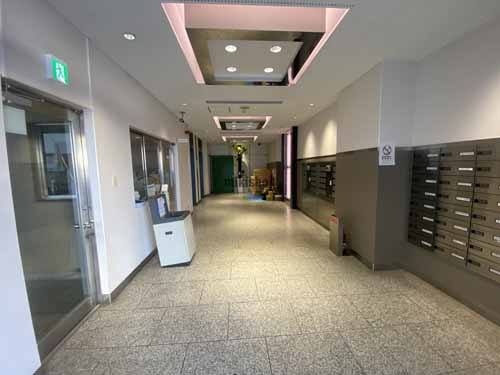 梅ケ枝中央ビル エントランス3