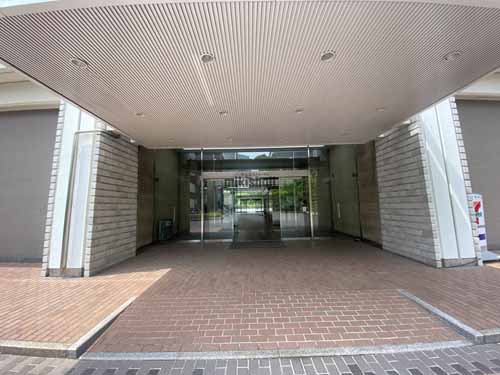 中之島センタービル エントランス5