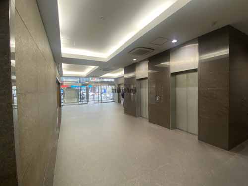 梅田イーストビル エントランス3