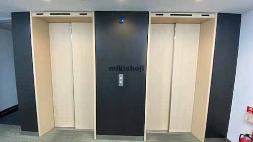 南森町周辺の島根ビルディング エレベーターホール1