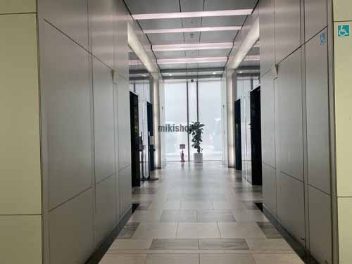 中之島インテス エントランス1