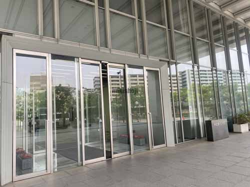 中之島インテス エントランス3