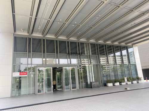 中之島インテス エントランス4