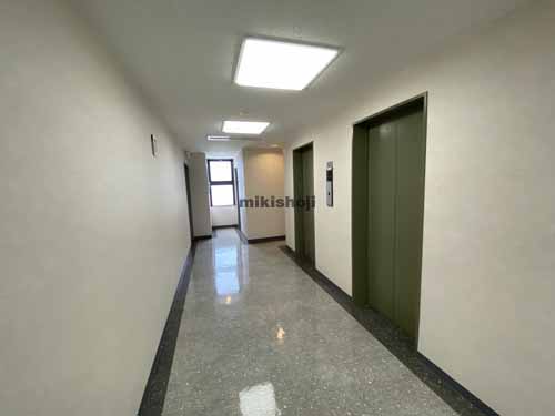 マークベストビル エレベーターホール3