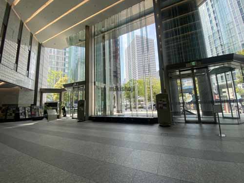 あいおいニッセイ同和損保フェニックスタワー エントランス2