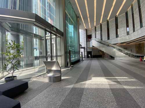 あいおいニッセイ同和損保フェニックスタワー エントランス4