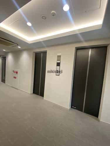 北沢ビル エレベーターホール1