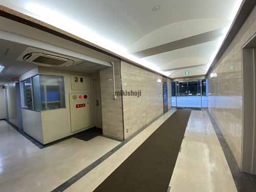 高麗橋東洋ビル エントランス2