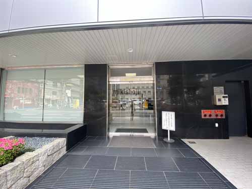 新高麗橋ビル エントランス3
