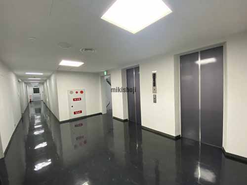 新高麗橋ビル エレベーターホール3