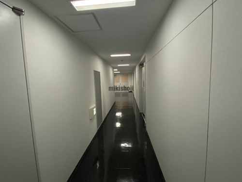 新高麗橋ビル エレベーターホール4